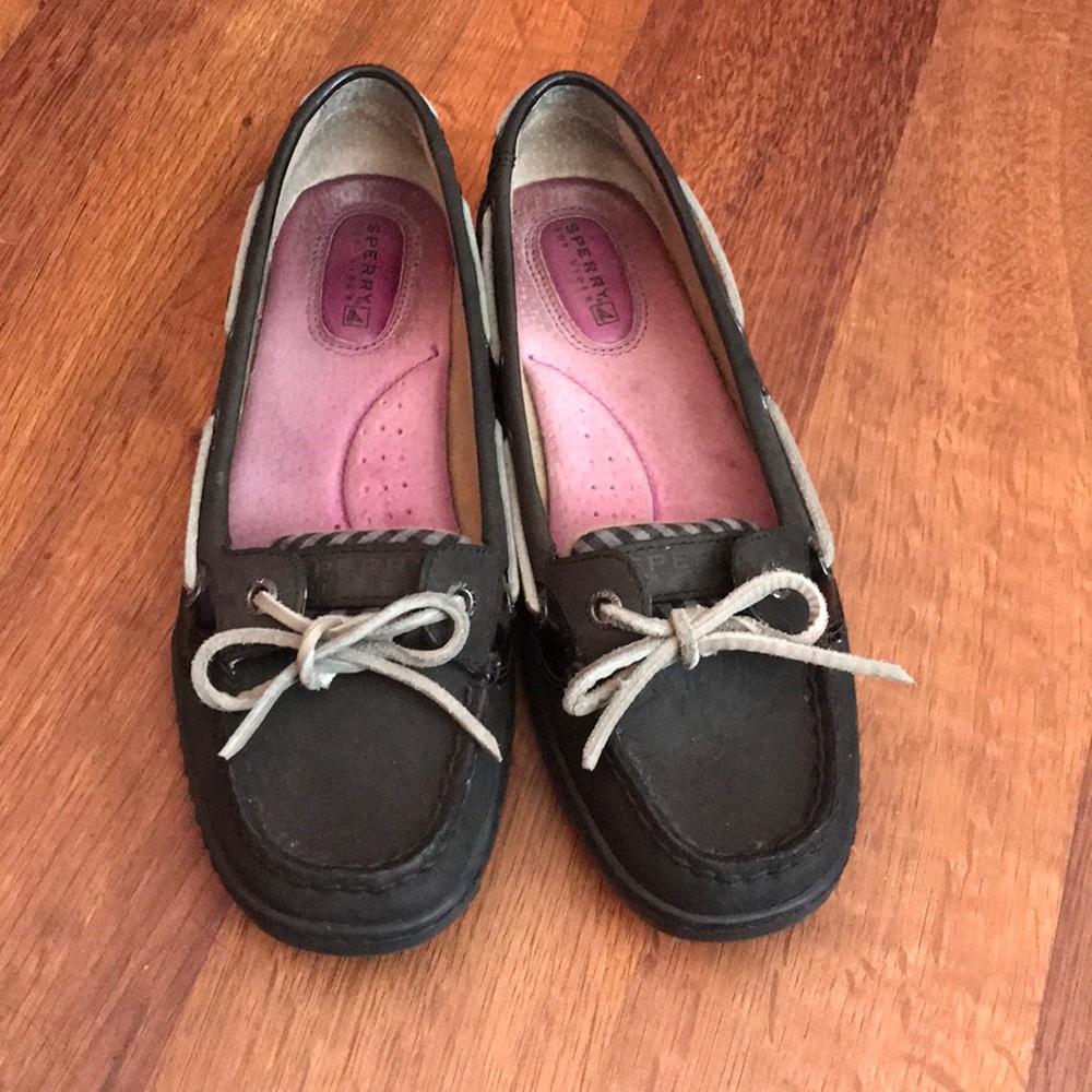 Low top Sperry’s